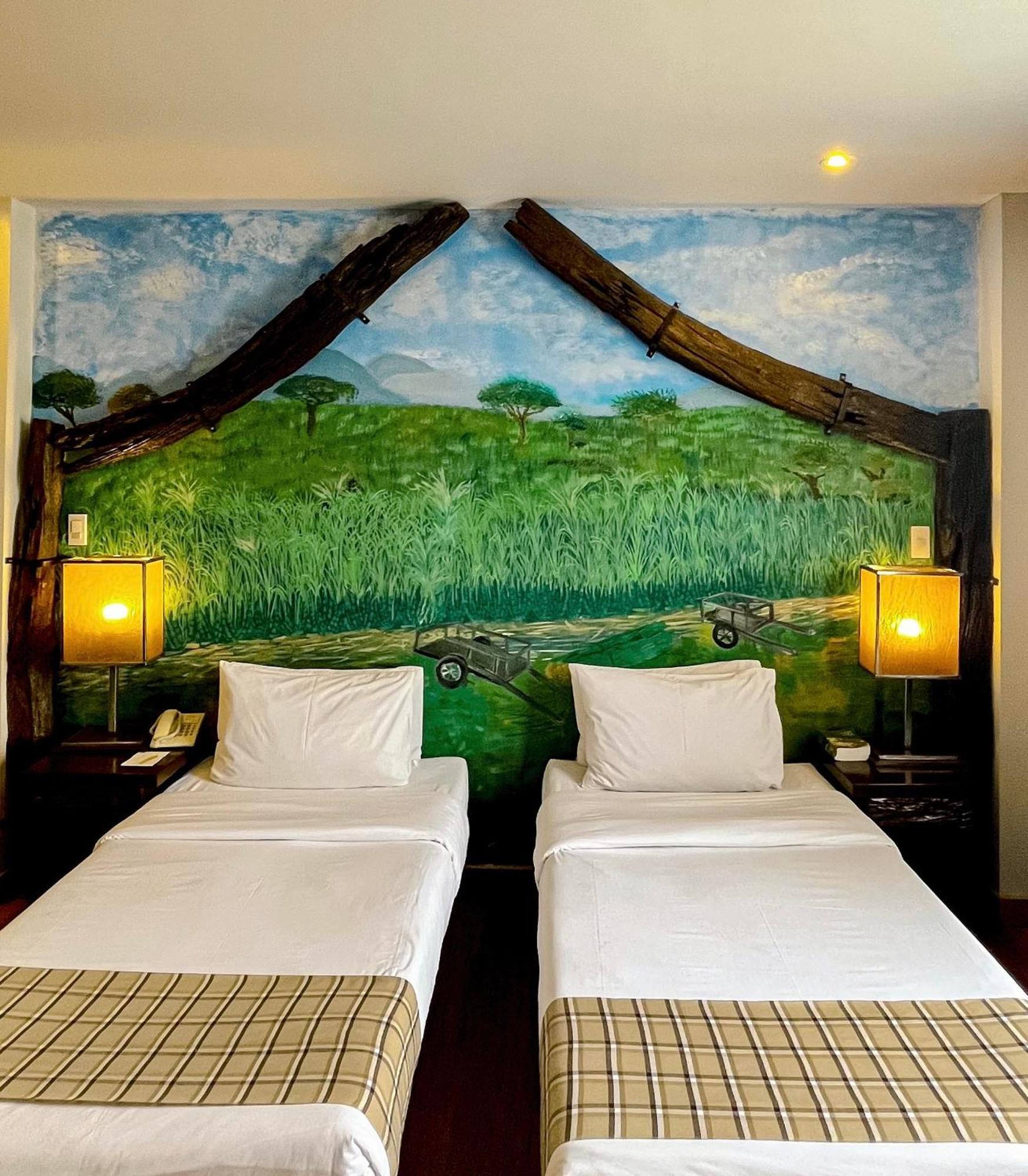 Nature'S Village Resort Bacolod Exterior foto